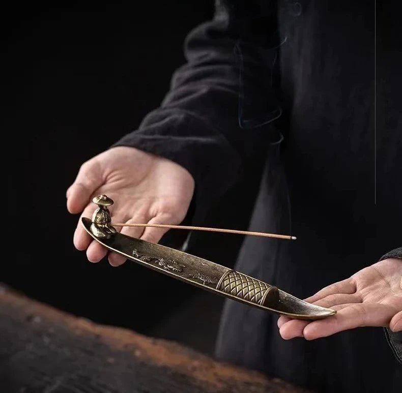 Japanese Style Fisherman Boat Incense Holder | Zen Home Decor - Glow & Drift