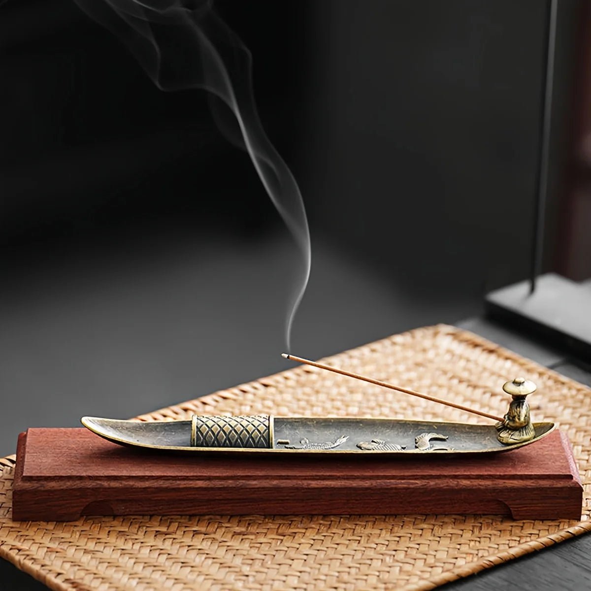 Japanese Style Fisherman Boat Incense Holder | Zen Home Decor - Glow & Drift