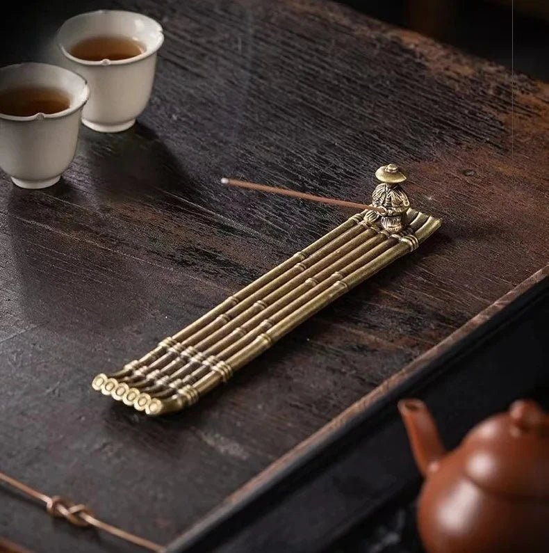 Japanese Style Fisherman Boat Incense Holder | Zen Home Decor - Glow & Drift