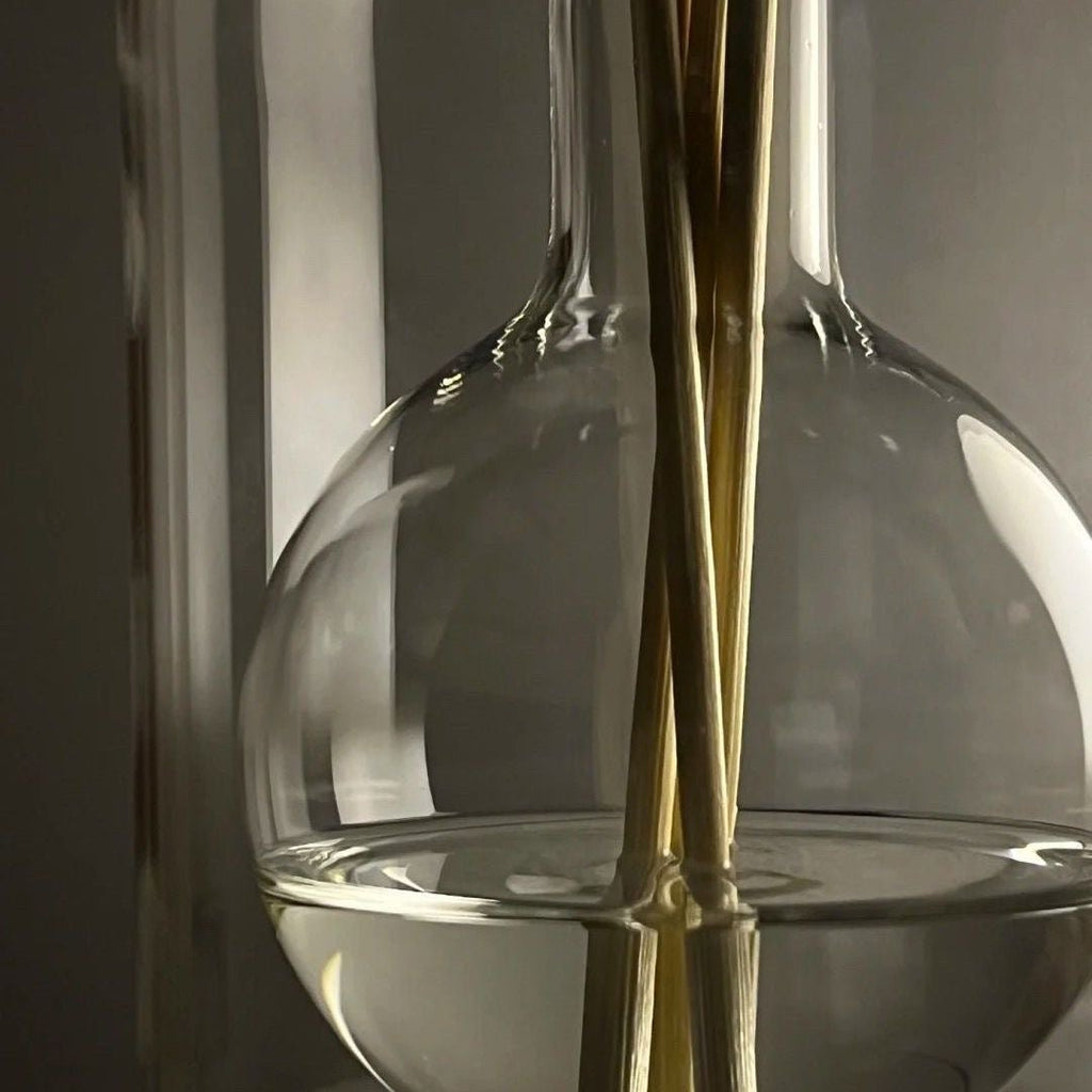 Minimalist Glass Essential Oil Diffuser Bottle - Glow & Drift